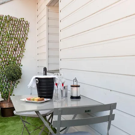 情趣酒店 Venus Avec Jacuzzi Privatif 维琪